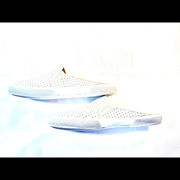Kenneth Cole Reaction White Perforated Slip-on Shoes Salt Tae LE Womens Sz 8.5. - Picture 5 of 11